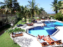 Hibiscus Beach Hotel & Villas