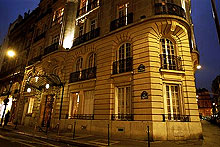 Champs Elysees Plaza