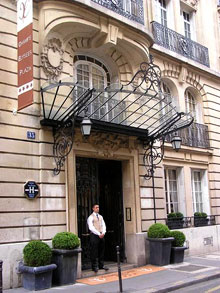 Champs Elysees Plaza