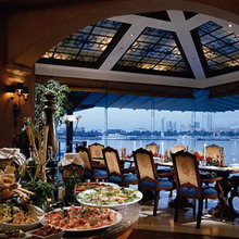 Sheraton Dubai Creek Hotel & Towers