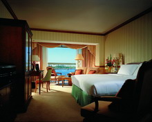 Sheraton Dubai Creek Hotel & Towers