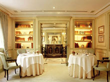 Westminster Opera Paris