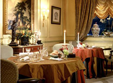 Westminster Opera Paris