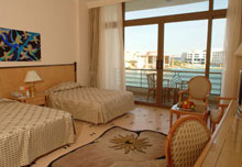 Raouf Hotels International moon