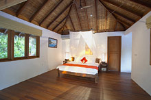 Hideaway Beach Resort & Spa(ex.Island Hideaway At Dhonakulhi Spa Resort & Marina)