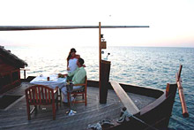 Safari Island Resort & Spa( ex.Dhoni Island Resort )