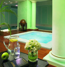 King George II Palace