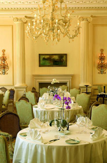 King George II Palace