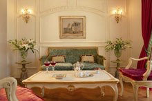 King George II Palace