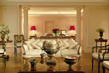 King George II Palace