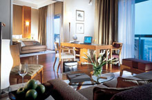 Fairmont Singapore (ex. Raffles The Plaza)