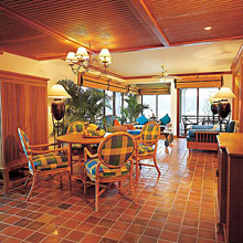 Outrigger Laguna Phuket Beach Resort(ex.Laguna Beach Resort)