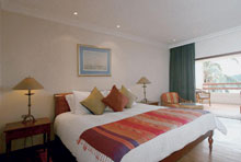 The Nai Harn Phuket(ex.The Royal Phuket Yacht Club)