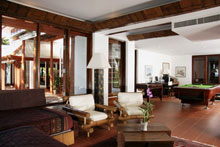 Mom Tri's Villa Royale