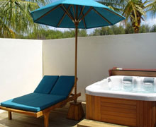 Canareef Resort Maldives(ex.Herathera Island Resort)