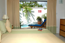 Calabash Hotel & Villas