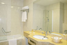 Golden Tulip Prague Terminus