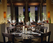 Four Seasons Hotel Bangkok