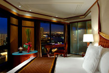 Royal Orchid Sheraton Hotel & Towers