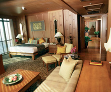 Plaza Athenee Bangkok, a Royal Meridien Hotel