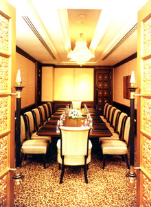 Plaza Athenee Bangkok, a Royal Meridien Hotel