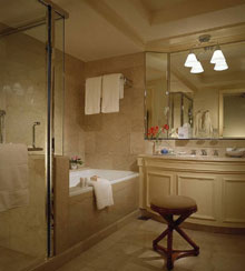 Four Seasons Hotel Tokyo at Chinzan-so