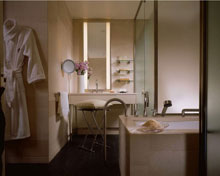 Four Seasons Hotel Tokyo at Marunouchi