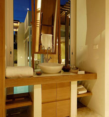 Aleenta Phuket Resort & Spa