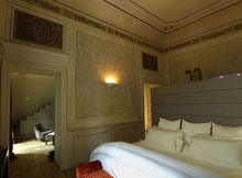 Seven Stars Galleria