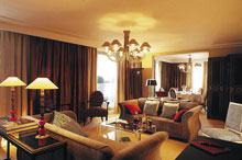 Warwick Champs-Elysees