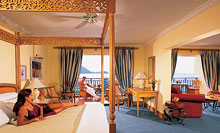 One Bedroom Beachfront Luxury Suite