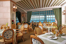 Le Meridien Cancun Resort & Spa