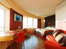 Le Meridien Beach Plaza