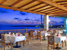 Coral Beach Hotel & Resort