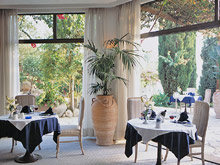 Coral Beach Hotel & Resort