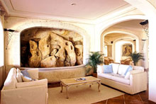 Colonna Beach Hotel & Residence