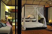 Lily Beach Resort & Spa At Huvahendhoo