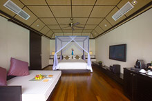 Lily Beach Resort & Spa At Huvahendhoo
