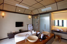 Lily Beach Resort & Spa At Huvahendhoo