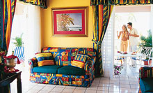 Honeymoon beachfront 1-bedroom suite