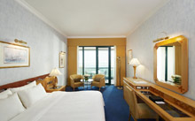 Le Meridien Mina Seyahi Beach Resort & Marina