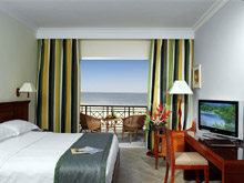 Fujairah Rotana Resort & Spa - Al Aqah Beach