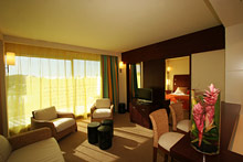 Sofitel Tahiti Maeva Beach Resort