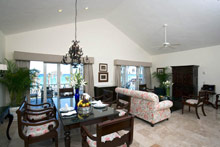 Royal Hideaway Playacar