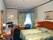 Metropolitan Hotel Deira