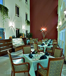 Metropolitan Hotel Dubai