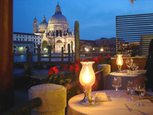 Hotel Monaco & Grand Canal