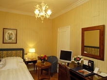 Plaza Hotel Lucchesi