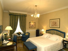 Plaza Hotel Lucchesi