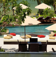 Radisson Blu Plaza Resort Phuket Panwa Beach